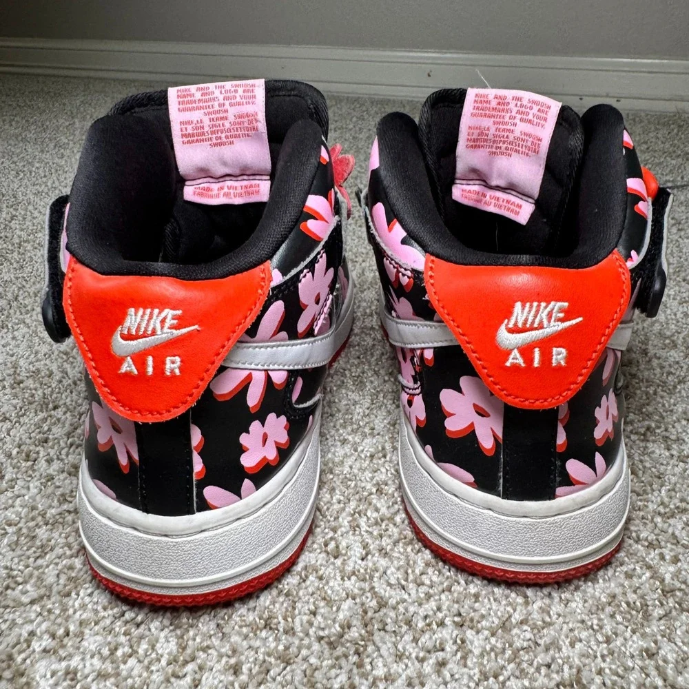 Nike Air Force‎ 1 Size 5.5Y Mid Black Pink Red Floral Charms DX3365-001 Sneaker